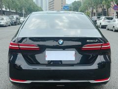 BMW 5 Series 530Li Leading Luxury Package - фото 6