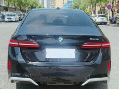 BMW 5 Series 2025 530Li Leading M Sports Package - фото 6