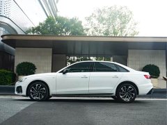 Audi A4L 40 TFSI Luxury Dynamic - фото 6