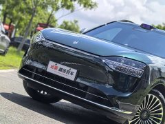 AITO Wenjie M9 extended range Ultra version 52kWh 6-seater version - фото 3
