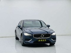 Volvo S60 B4 Zhiyuan Luxury Edition - фото 3