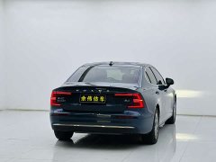 Volvo S60 B4 Zhiyuan Luxury Edition - фото 7