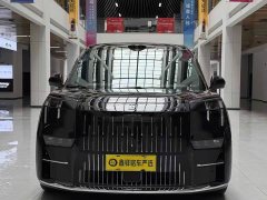 Zeekr 009 2024 6-Seater Executive AWD 108kWh - фото 2