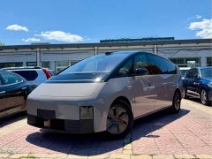 Li Auto Ideal MEGA Home Family Special Edition - фото 1