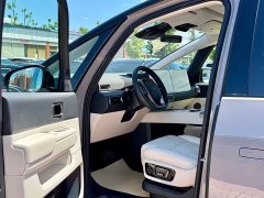 Li Auto Ideal MEGA Home Family Special Edition - фото 9