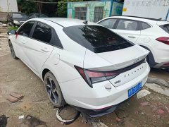 Lexus Elantra 2022 1.5L CVT GLX Elite Edition - фото 8