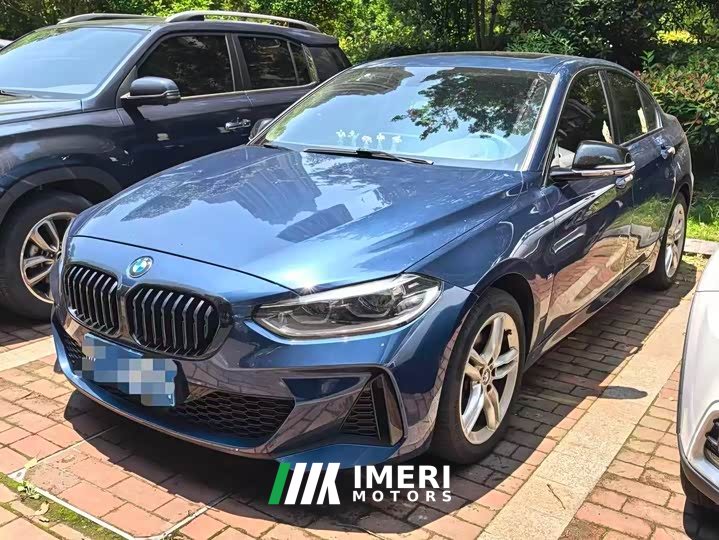 BMW 1 Series 120i M Sports Night Edition - автомобиль из Китая