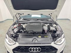 Audi A4L 40 TFSI Luxury Dynamic - фото 10