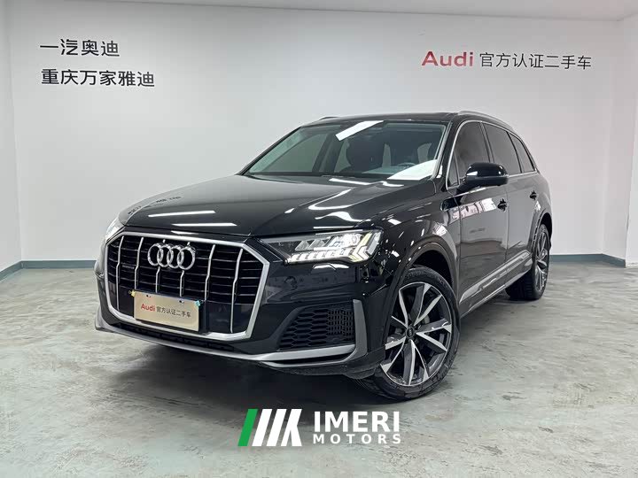 Audi Q7 55 TFSI quattro S line Sport - автомобиль из Китая