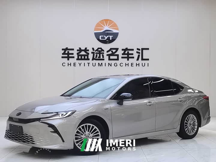 Toyota Camry Dual Engine 2.0HE Elite Edition - автомобиль из Китая
