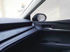 Toyota Camry Dual Engine 2.0HE Elite Edition - фото 16