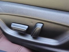 Toyota Camry Dual Engine 2.0HE Elite Edition - фото 20