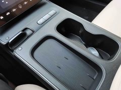 NIO ET5T 2025 75kWh Touring - фото 18