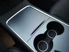 Tesla Model 3 rear-wheel drive version - фото 20