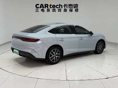 BYD Qin L DM-i 120KM Leading Edition - фото 9