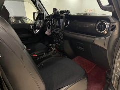 Mercedes-Benz Wrangler 2022 2.0T Highlander Four-Door Edition - фото 13