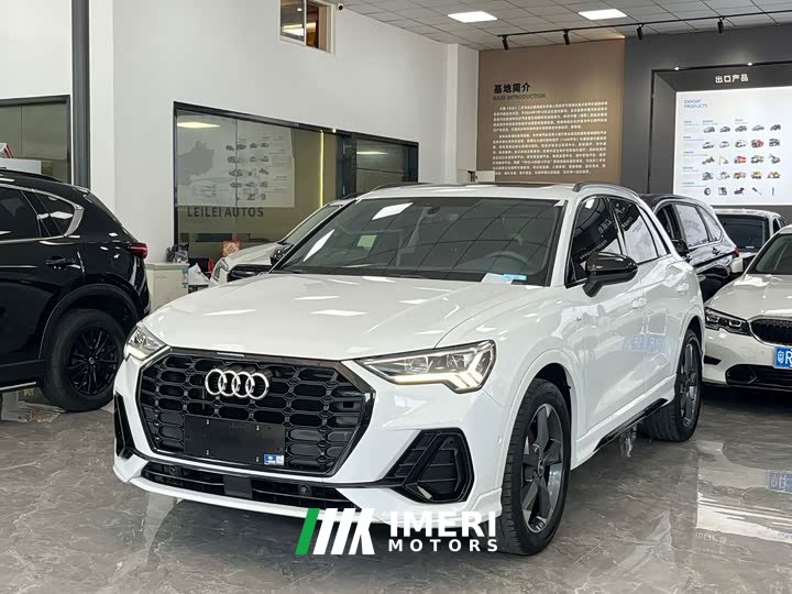 Audi Q3 35 TFSI Fashionable and Dynamic - автомобиль из Китая
