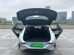 Lynk & Co Weilan 6 2022 plug-in hybrid interconnected fashion - фото 15