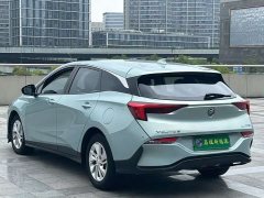 Lynk & Co Weilan 6 2022 plug-in hybrid interconnected fashion - фото 5
