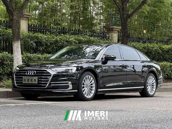 Audi A8 A8L 50 TFSI quattro Comfort Collection Edition - автомобиль из Китая