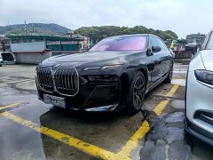 BMW 7 Series 2023 735Li M Sports Package - фото 1