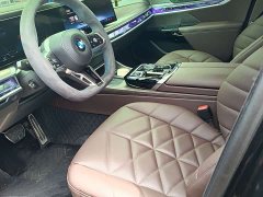 BMW 7 Series 2023 735Li M Sports Package - фото 10