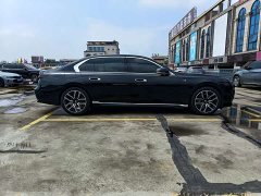 BMW 7 Series 2023 735Li M Sports Package - фото 4