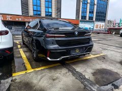 BMW 7 Series 2023 735Li M Sports Package - фото 7