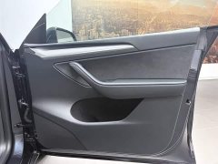 Tesla Model Y rear-wheel drive version - фото 14
