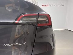 Tesla Model Y rear-wheel drive version - фото 16