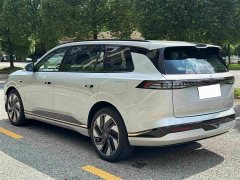 Lynk & Co eπ008 210Max extended range version 6 seats - фото 13