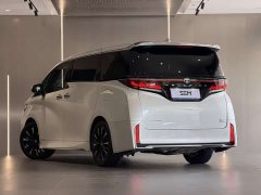 Toyota Vellfire Crown Hybrid 2.5L Executive Lounge - фото 4