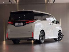 Toyota Vellfire Crown Hybrid 2.5L Executive Lounge - фото 6