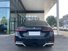 BMW i5 2024 eDrive 35L Exclusive M Sports Package - фото 14