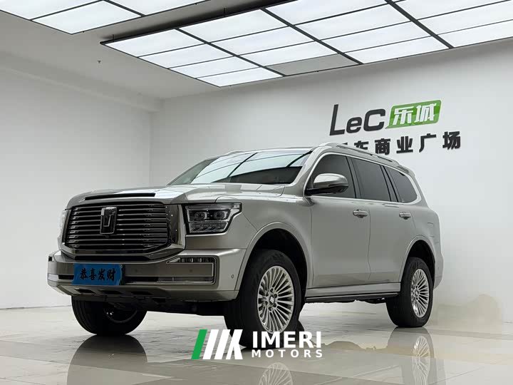 Tank 500 PHEV Hi4-T - автомобиль из Китая