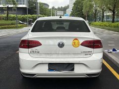 Volkswagen Lamando 230TSI DSG Fashion Edition - фото 7