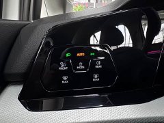 Volkswagen Golf 2023 280TSI DSG Pro - фото 15