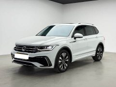 Volkswagen Tiguan L 330TSI automatic two-wheel drive R-Line version - фото 1