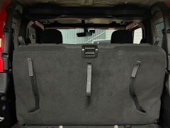 Mercedes-Benz Wrangler 2.0T Sahara two-door version - фото 11