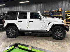 Mercedes-Benz Wrangler New Energy Four-door 2.0T 4xe Sahara First Edition - фото 3