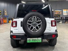 Mercedes-Benz Wrangler New Energy Four-door 2.0T 4xe Sahara First Edition - фото 4
