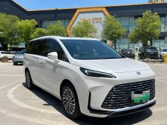 Buick GL8 PHEV Luxury Smart Edition - фото 8