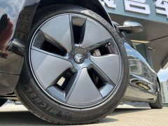 Tesla Model 3 rear-wheel drive version - фото 12
