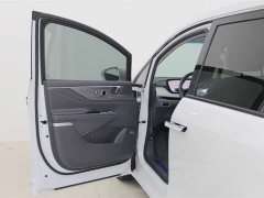 Buick GL8 2025 Lu Zun Exclusive Edition - фото 5