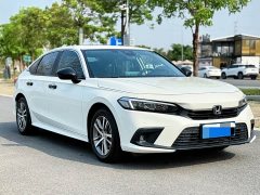 Honda Civic 2023 240TURBO CVT Powerful Edition - фото 2