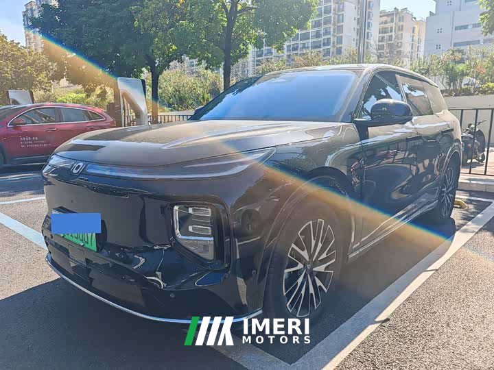 Changan Qiyuan Q07 215 flagship PLUS - автомобиль из Китая
