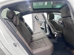 BMW 5 Series 530Li Leading M Sports Package - фото 10