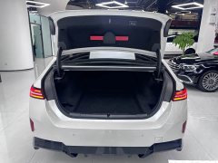 BMW 5 Series 530Li Leading M Sports Package - фото 16