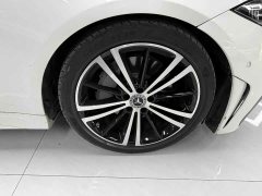 Mercedes-Benz CLS 300 Dynamic - фото 15