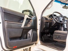 Toyota Prado (imported) 2023 4.0L automatic - фото 7